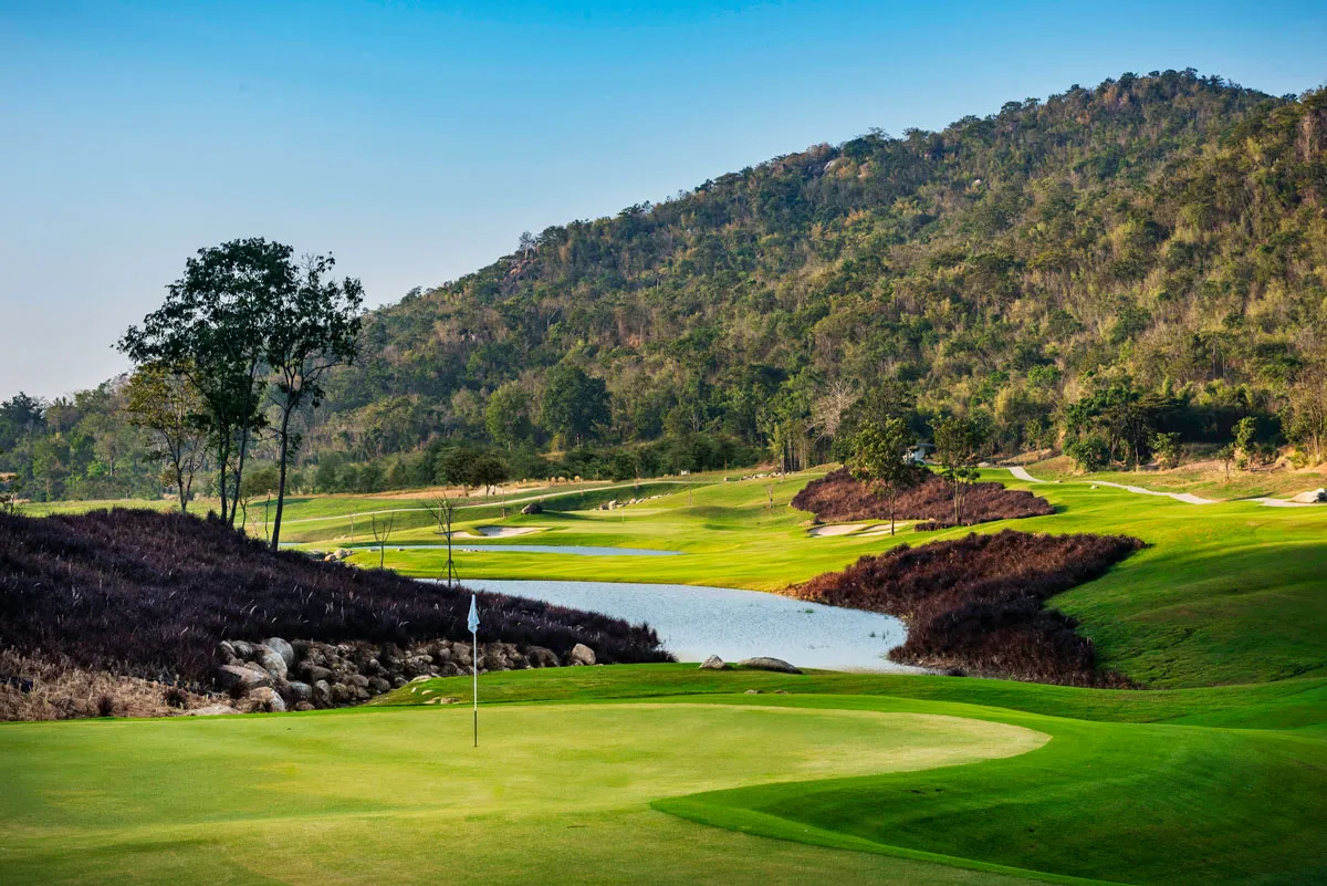 Best Time to Play Golf in Thailand — Month-by-Month Guide (2026)