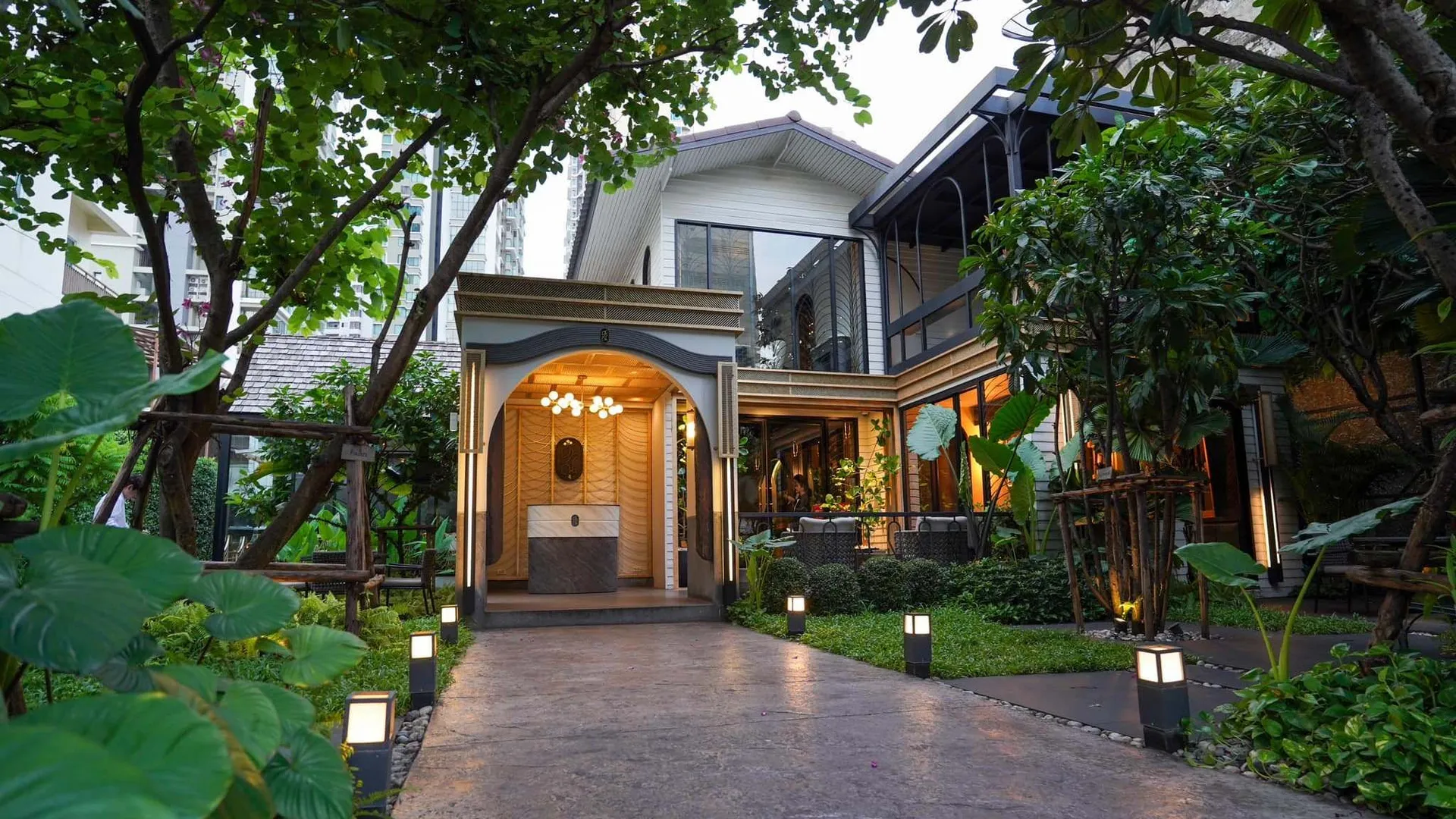 Sorn: Southern Thai Fine Dining (Bangkok)