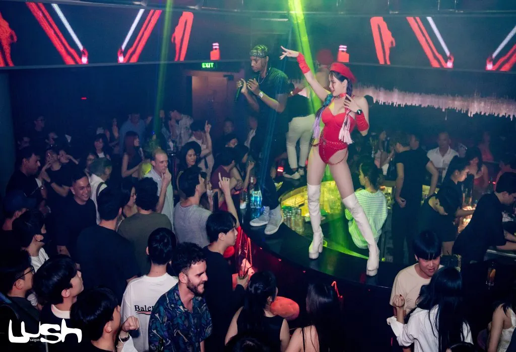 Beachfront House Beats in Danang